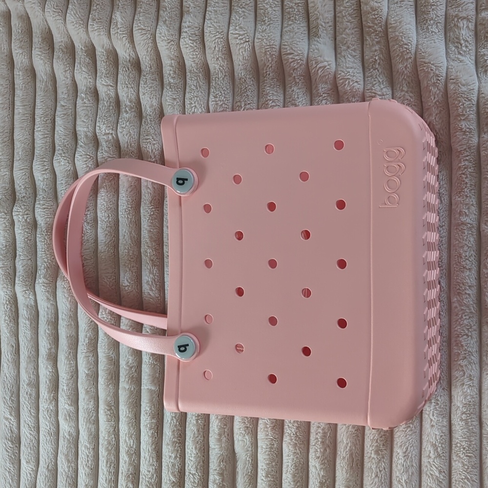 NEVER USED Bogg bag